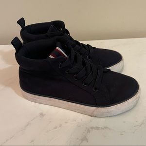 H&M toddler shoes in size 10.5